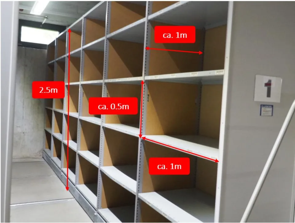 Archiv mit Schieberegalen / Archivsystem