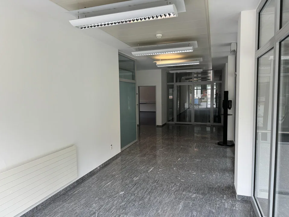 Bis zu 660 m2 Büroräumlichkeiten in Domat/Ems – Foto 6 von 13