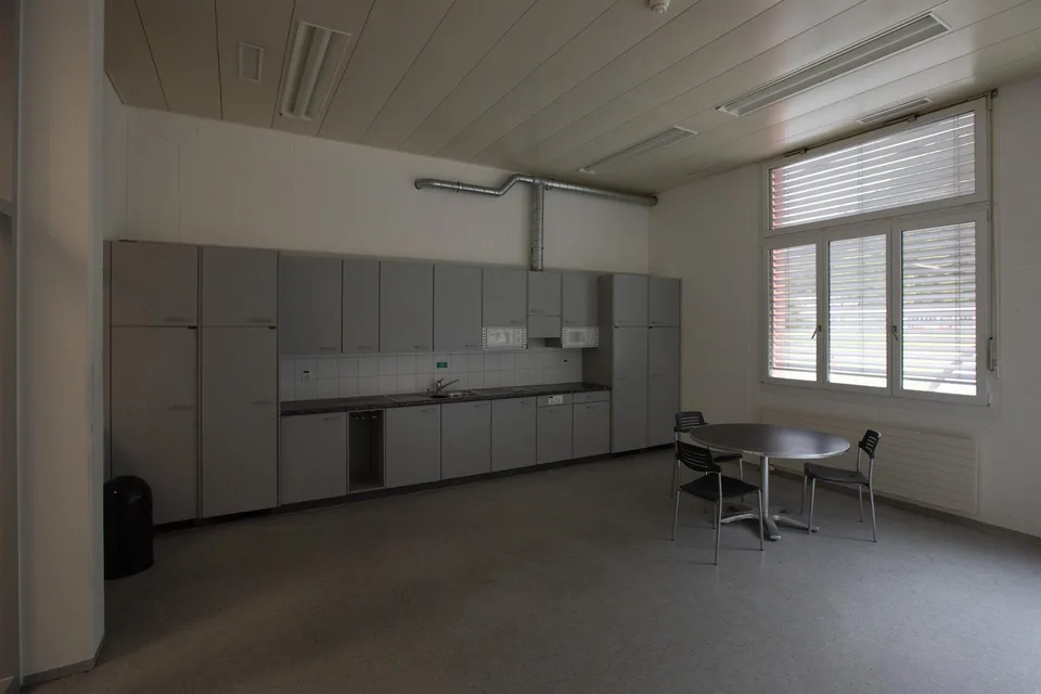 Bis zu 660 m2 Büroräumlichkeiten in Domat/Ems – Foto 8 von 13