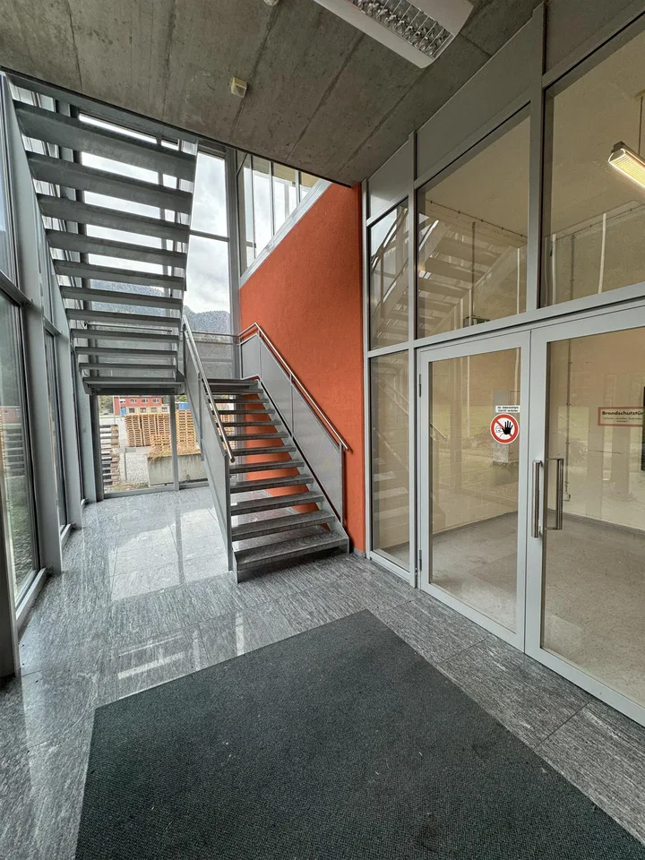 Bis zu 660 m2 Büroräumlichkeiten in Domat/Ems – Foto 11 von 13