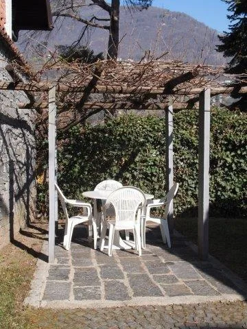 Ferienwohnung mit Pergola / appartamento di vacanze con pergola – Foto 7 von 9