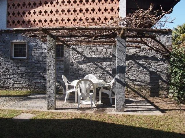 Ferienwohnung mit Pergola / appartamento di vacanze con pergola – Foto 8 von 9