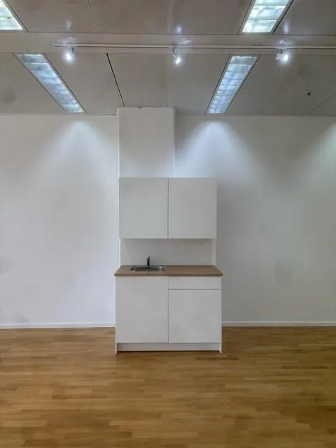 Einmalige Gelegenheit im TMC..!! im beliebten 4. OG Showroom/Büro
