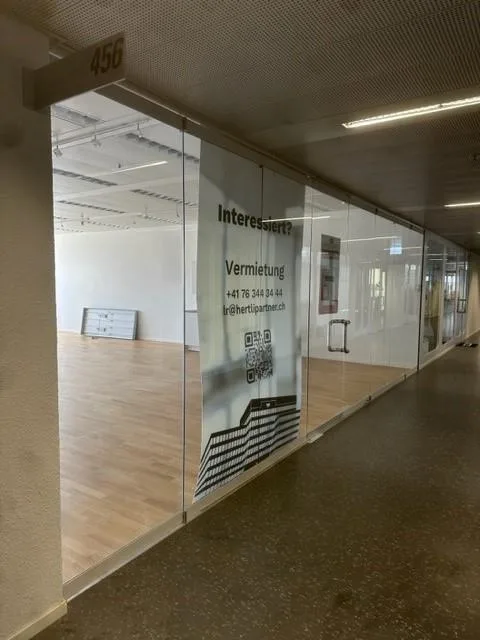 Einmalige Gelegenheit im TMC..!! im beliebten 4. OG Showroom/Büro – photo 8 of 9