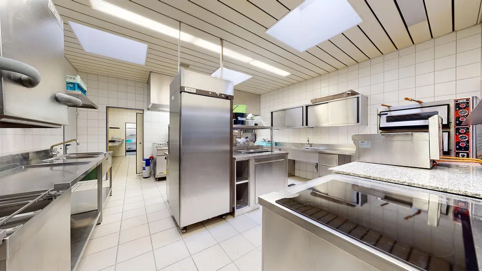 Hier findet Ihr Restaurant einen Idealen Platz mit Innenhof. – foto 9 di 12