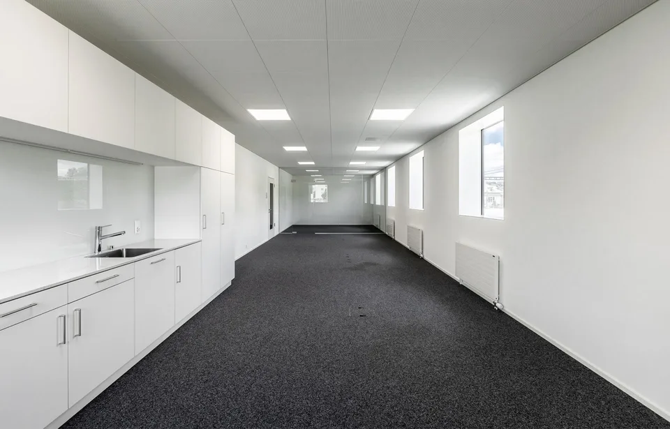 Moderne Büro-/ Praxisräumlichkeiten direkt am Bahnhof