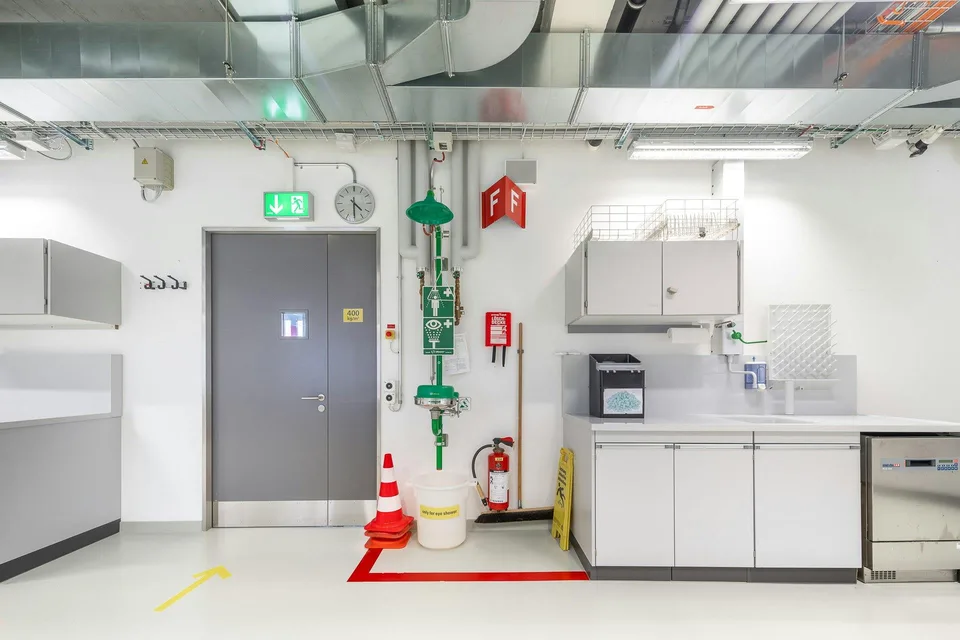 Erstklassige Labore mit BSL1 und BSL2 Standard im Horgen Labs Campus