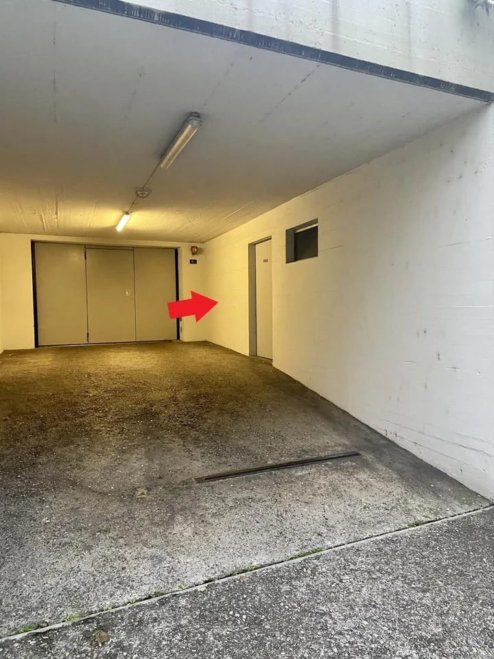 Motorradeinstellplätze nähe Bahnhof Pratteln zu vermieten