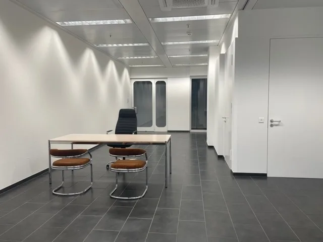 Repräsentativer Raum im TMC zu vermieten Nr. 452A - mit Klimaanlage!