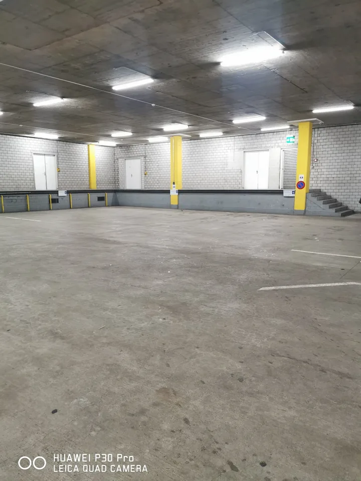 Repräsentativer Raum im TMC zu vermieten Nr. 560, mit schöner Aussicht – foto 9 di 9