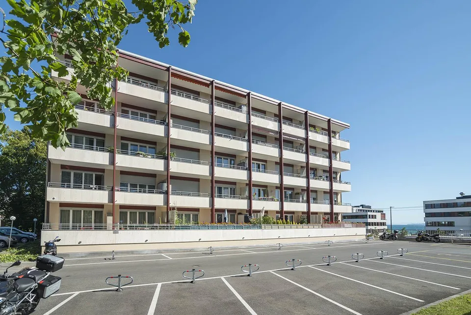 Versoix - Place de parc intérieure
