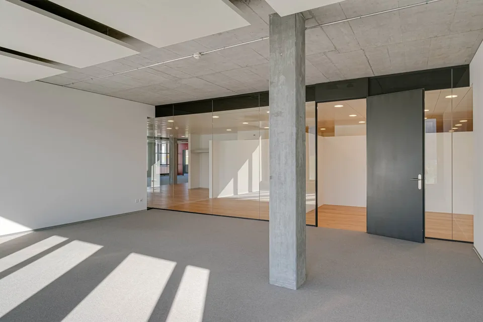 Hochwertig ausgebaute, helle Büroräume an TOP Lage – foto 9 di 30