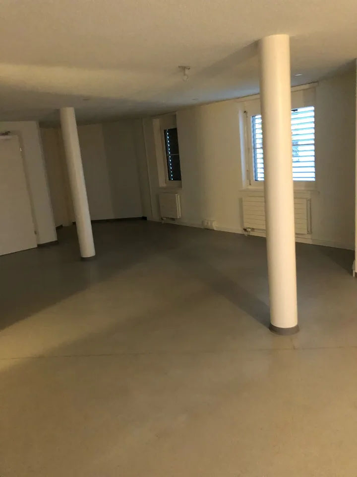 Gewerberaum /Büroraum