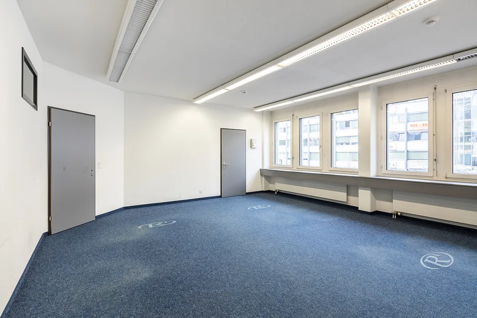 Büro mit Werkstatt mitten in Luzern Süd