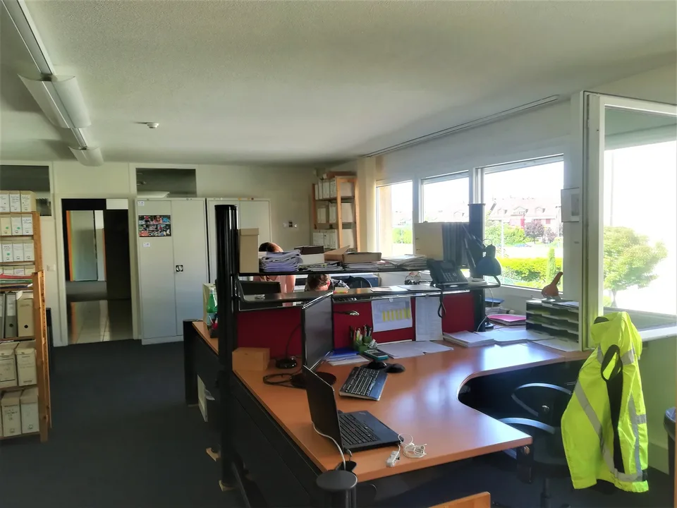 A louer bureaux de 410 m2 divisibles à partir de 300 m2 à Ecublens