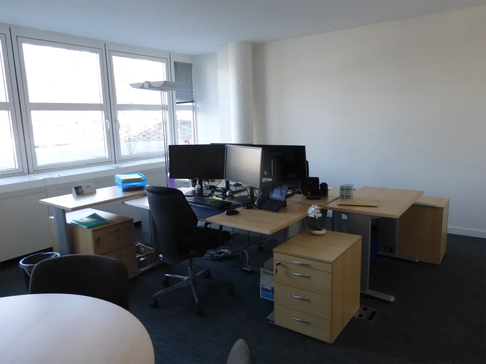 A louer bureaux de 190 m2 à 750 m2