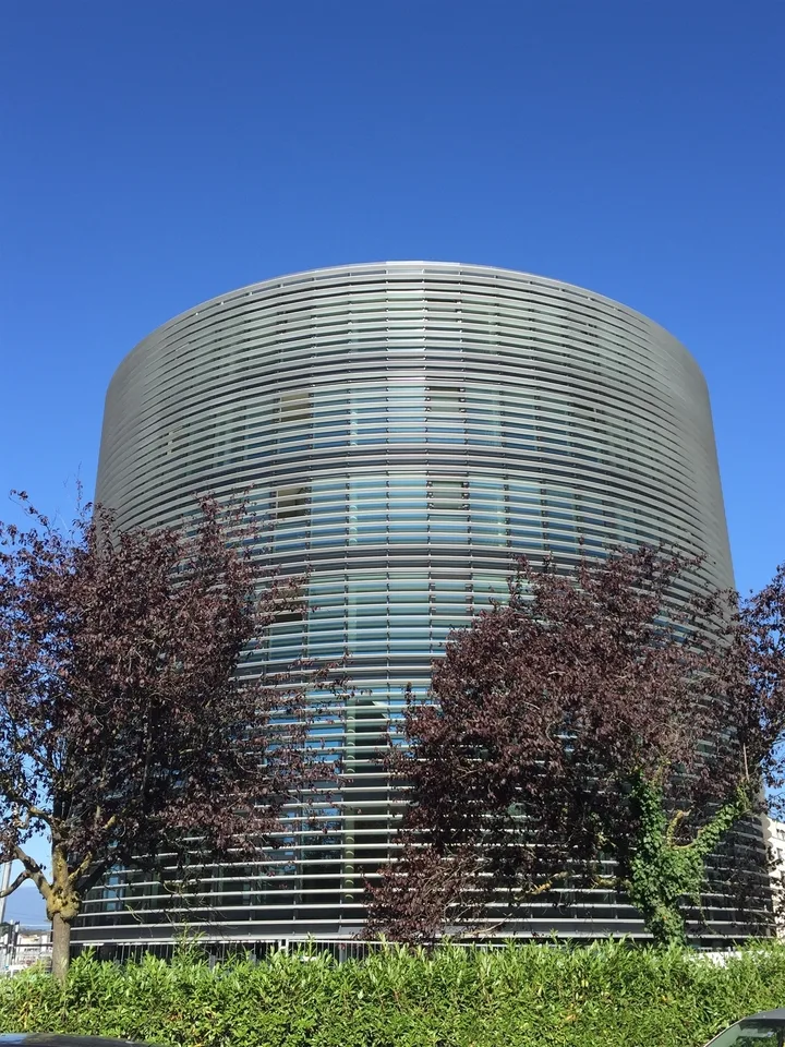 Vaud bureaux - superbe immeuble administratif 315 m2 à 630 m2