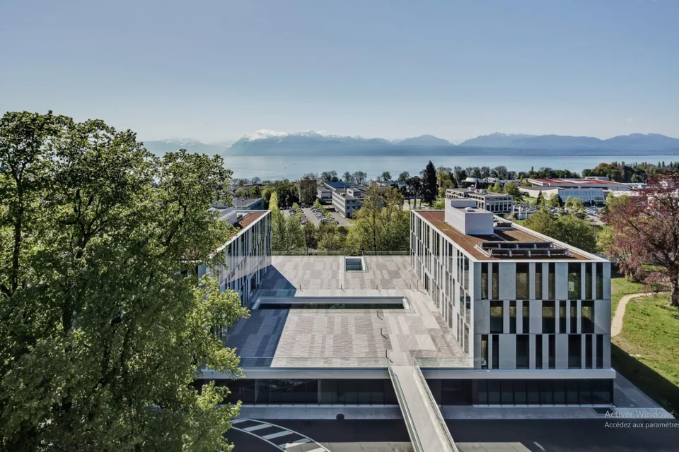 Spécialistes Immobilier Commercial ventes, locations & remises de bail