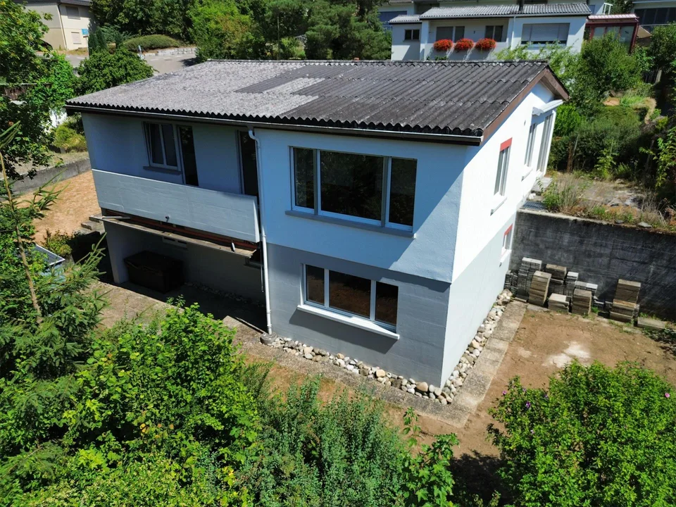 Casa unifamiliare di 5,5 locali con vista panoramica in zona tranquilla