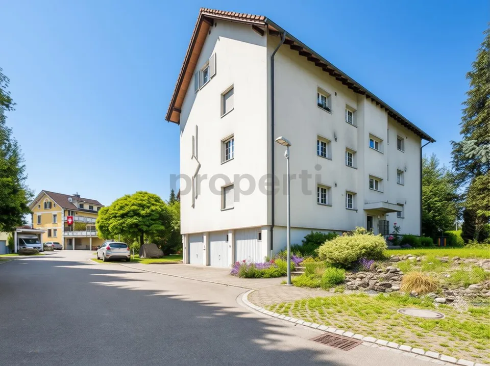 Ruhige 3.5-Zimmer-Eigentumswohnung mit praktischem Innenparkplatz, ...