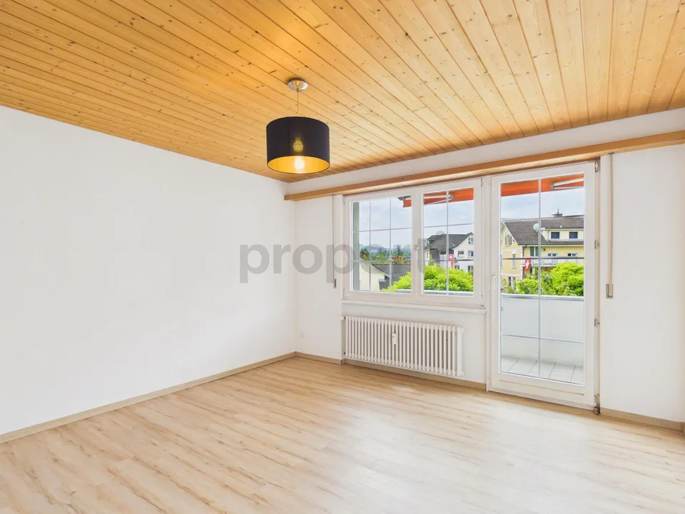 Ruhige 3.5-Zimmer-Eigentumswohnung mit praktischem Innenparkplatz, ...