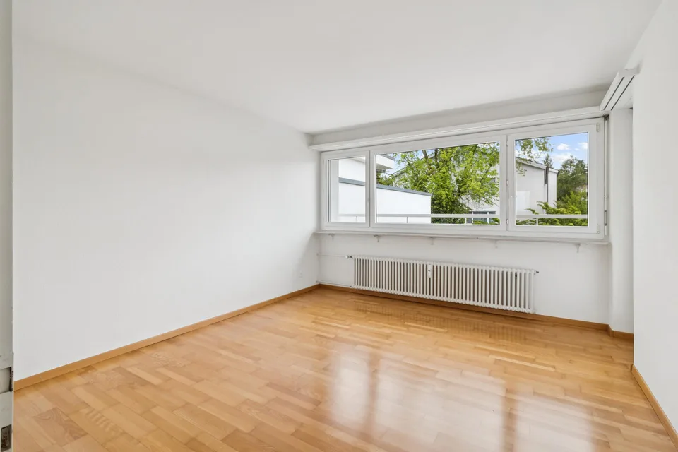 Grosszügige Attikawohnung im Zentrum von Witikon!