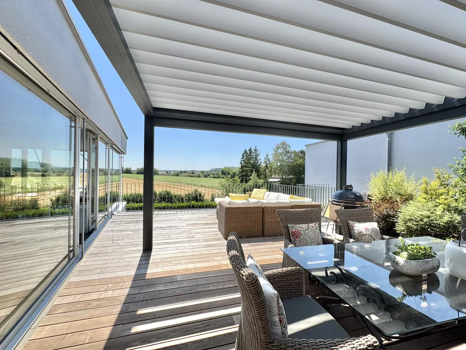 Terrassenhaus mit Panoramasicht