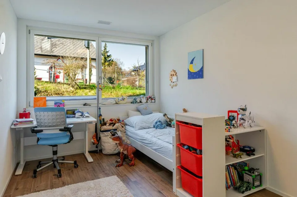 Appartamento giardino di 5,5 locali a nuovo valore con vista magnifica e 2 EHP