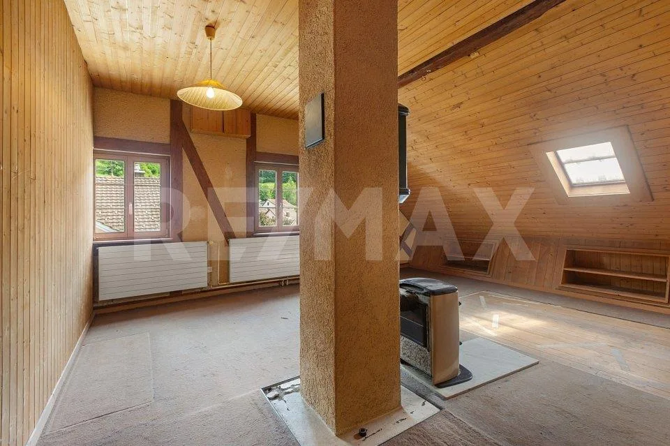 5.5-Zi.-Wohnhaus mit Gewerbe- und Ladenfläche – photo 6 sur 12