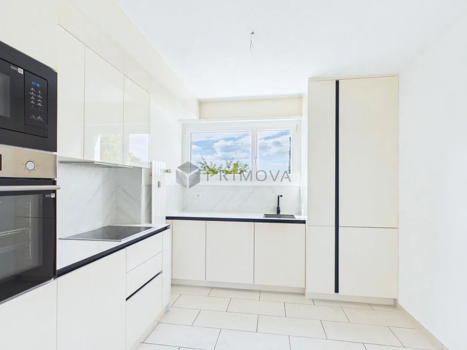 Godetevi il comfort residenziale in una posizione centrale - Questo condominio è uno di un tipo!