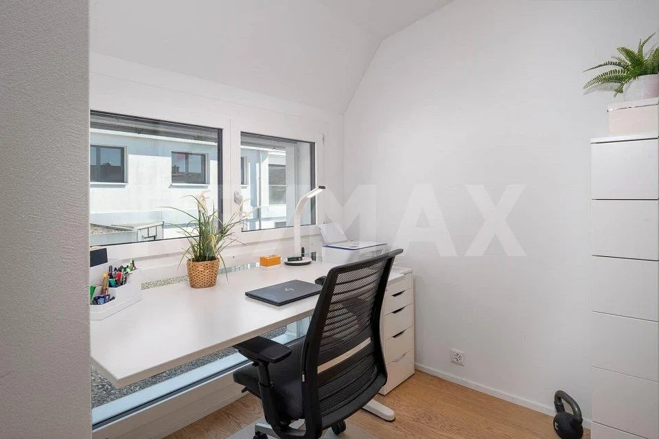Exklusive 3.5-Zimmer-Attikawohnung mit grosser Terrasse und traumha...