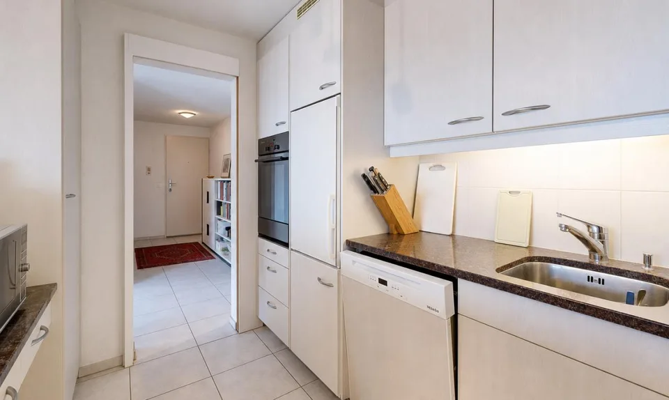 Appartamento di 3.5 locali ben tenuto con camino e balcone