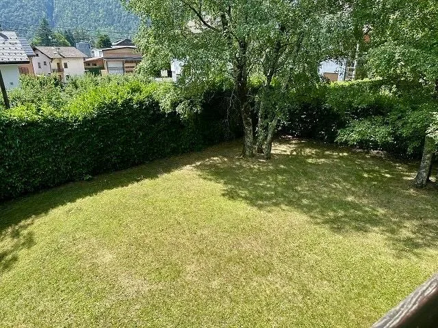 8-Zimmer-Einfamilienhaus mit Grotto und grosser Gartenanlage / ... – Foto 13 von 21