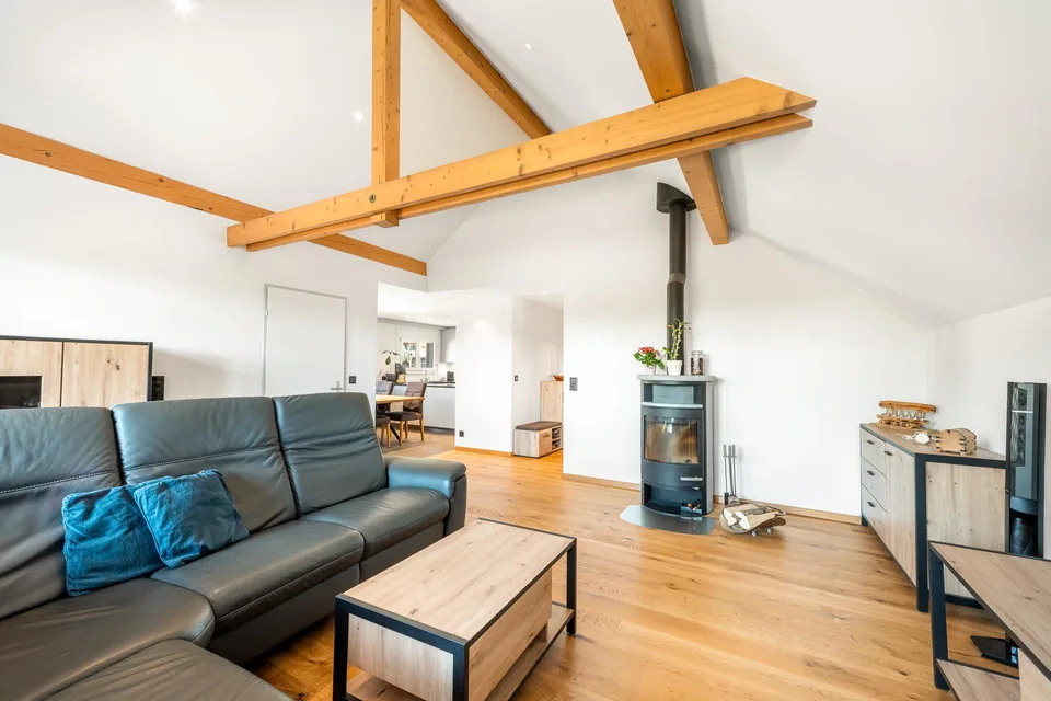 moderne 4.5-Zimmer-Dachwohnung mit grosser Terrasse