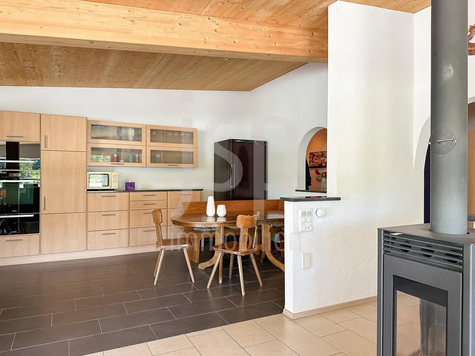 Commercial property with attic apartment in Neuenegg – photo 26 of 31