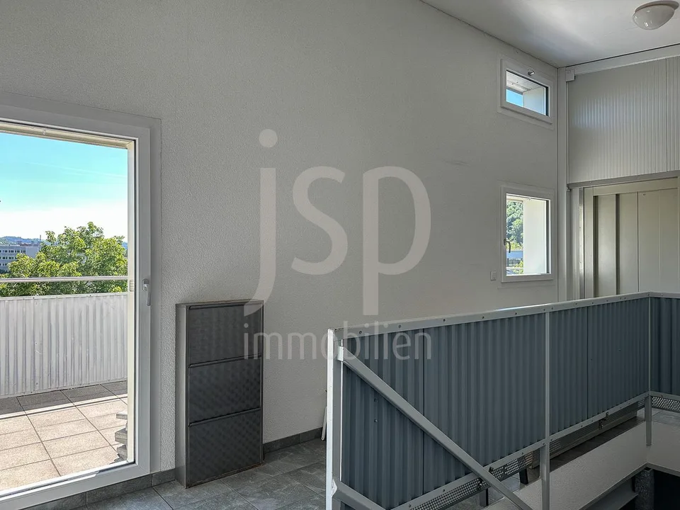 Commercial property with attic apartment in Neuenegg – photo 24 of 31