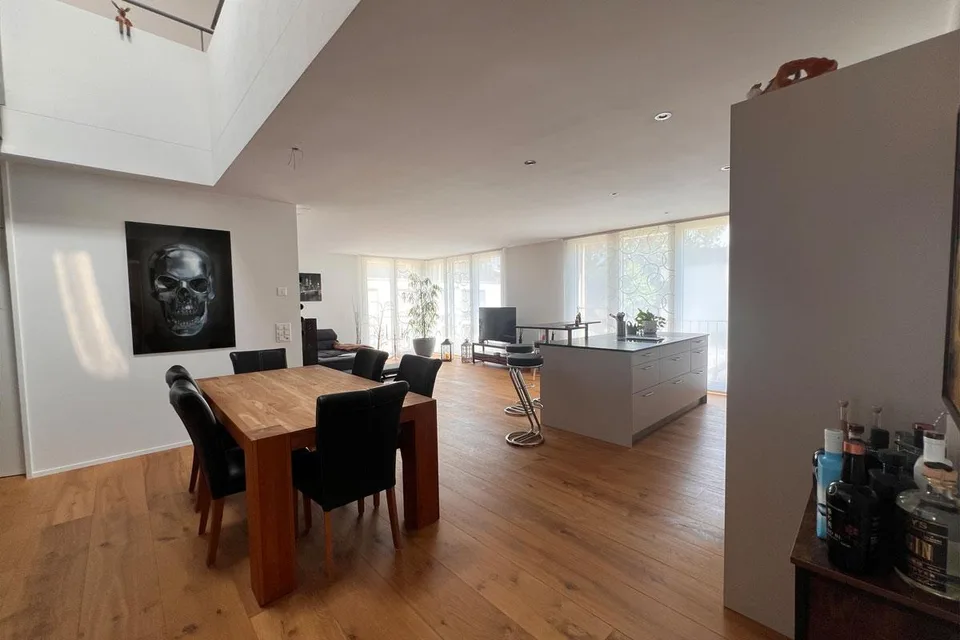 Exklusive 4.5 Zimmer Duplex-Attikawohnung mit Galerie
