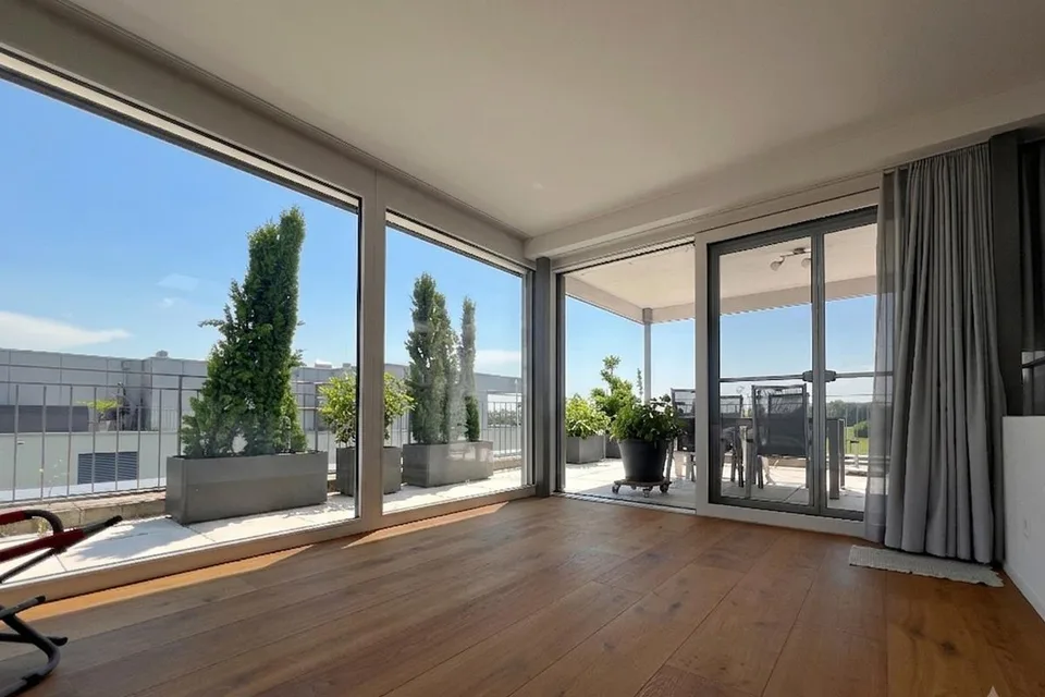 Exklusive 4.5 Zimmer Duplex-Attikawohnung mit Galerie – Foto 9 von 12