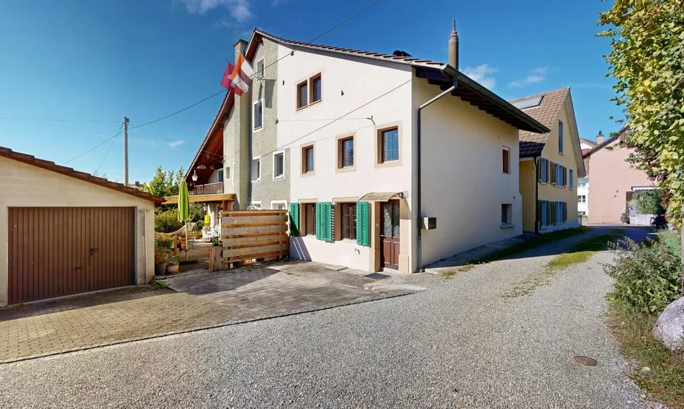 Charmantes 3.5-Zimmer-Haus mit separatem Garten