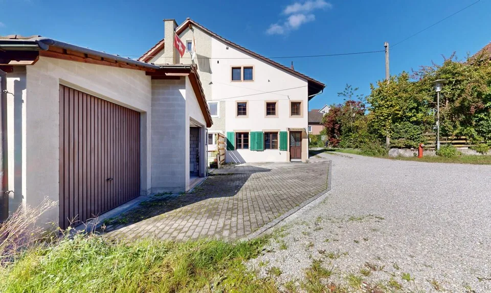 Charmantes 3.5-Zimmer-Haus mit separatem Garten