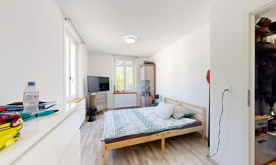 Casa con 2 appartamenti, grande giardino e forte potenziale – foto 9 di 19
