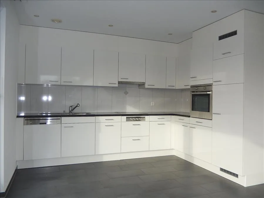 Attraktive 3.5 Zimmerwohnung an zentraler Lage!