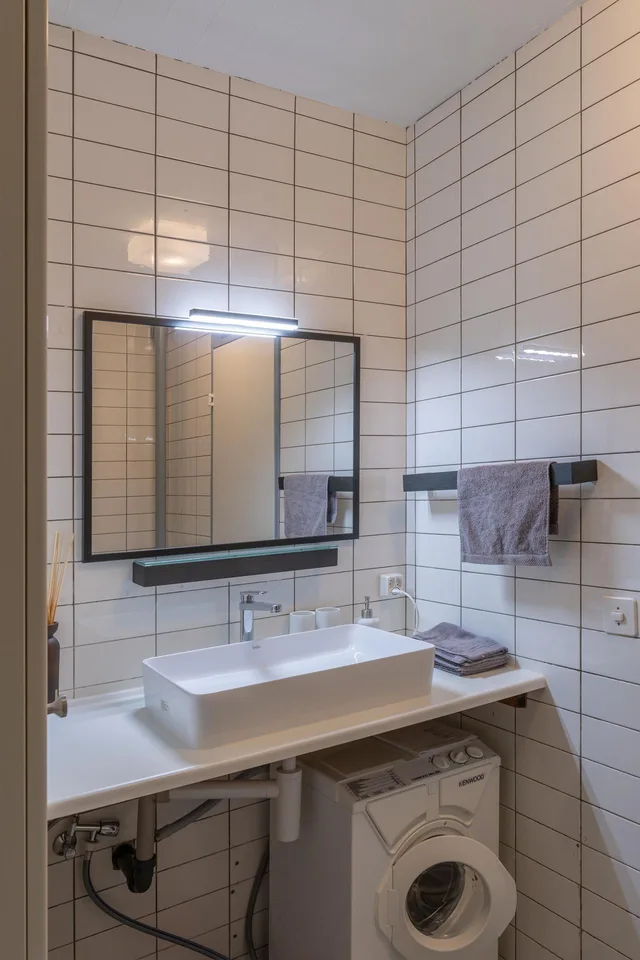 Helle 3 Zimmer-Wohnung am Winkelriedplatz in Basel (DE/ENG) – Foto 7 von 12