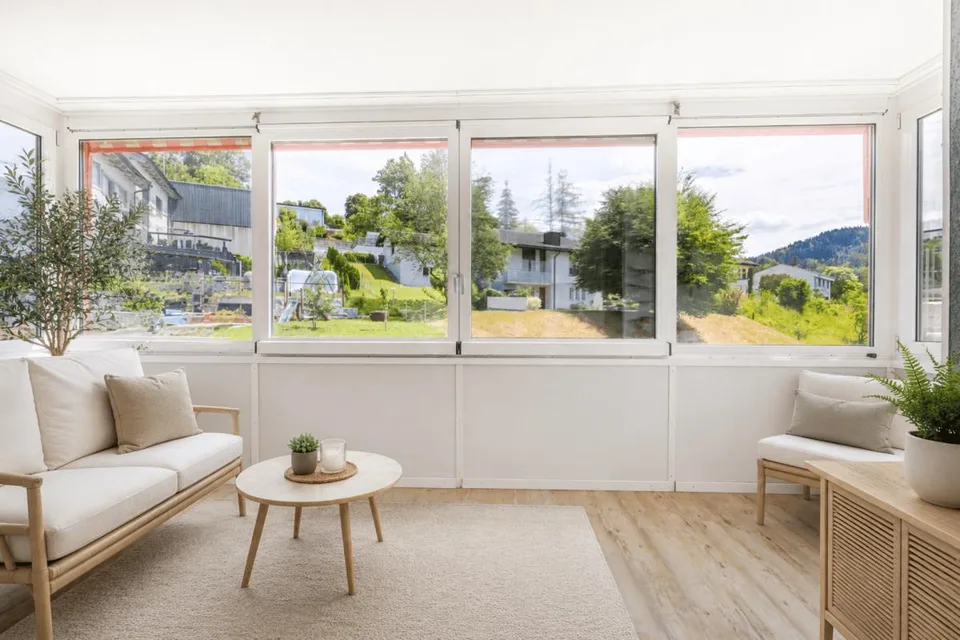 Vivere in pace a Trogen: Appartamento moderno 4.5 locali con due balconi vetriti