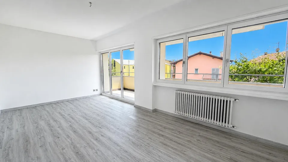 1.5 locali moderno a Balerna – vicino a tutti i servizi