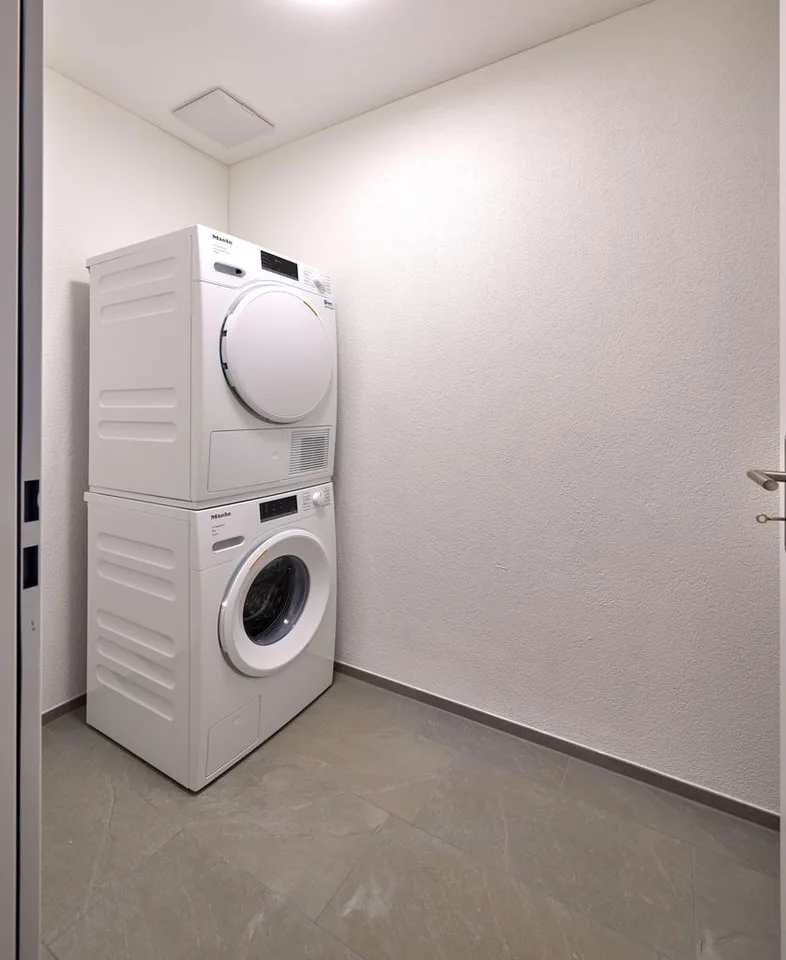 Abitare moderno in un complesso residenziale nuovo e attraente