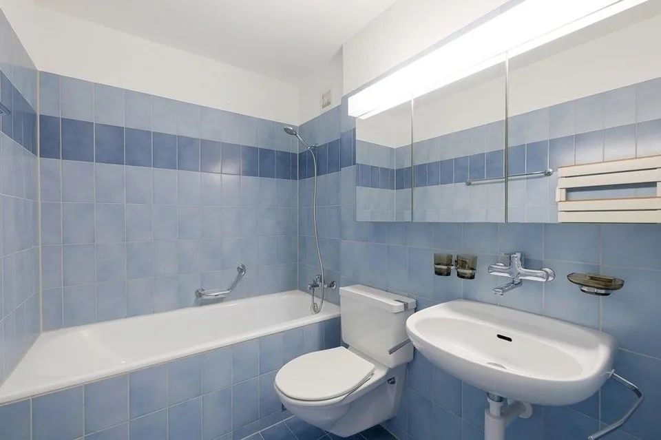 Spacious apartment with its own washing machine – photo 9 of 10