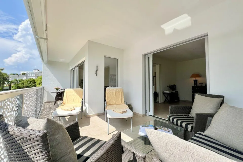 Charmante 3.5 Zimmerwohnung in Sonnenlage mit Teilseesicht und Geme...