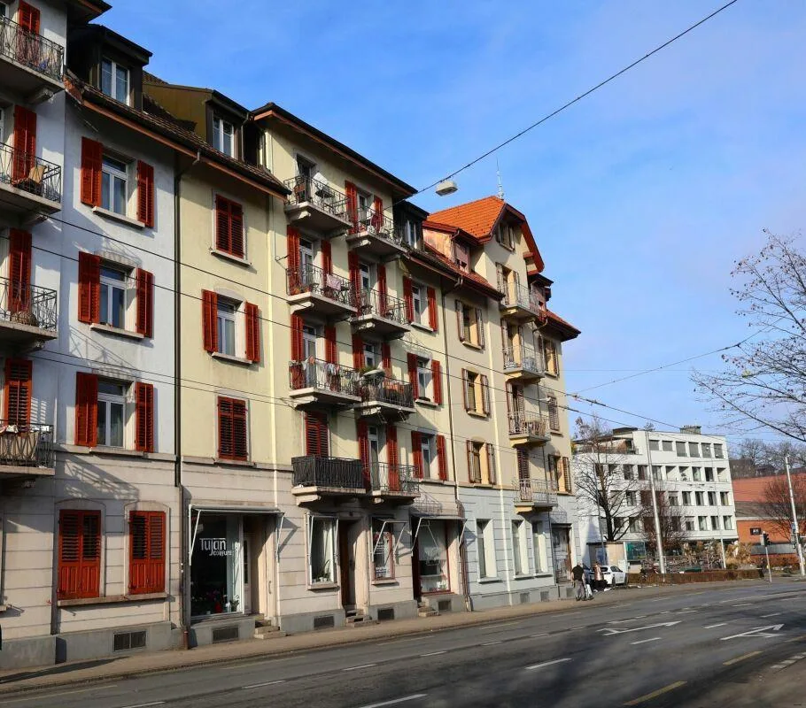 3-Zimmerwohnung mit Altbau-Charakter