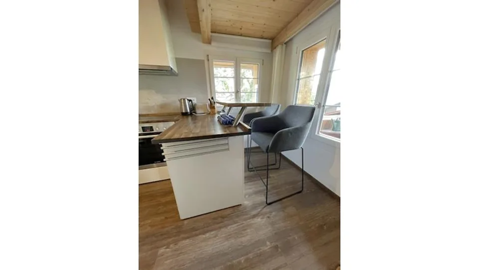 1½ ZI-WOHNUNG IN AESCHLEN OB GUNTEN (BE), MÖBLIERT, TEMPORÄR